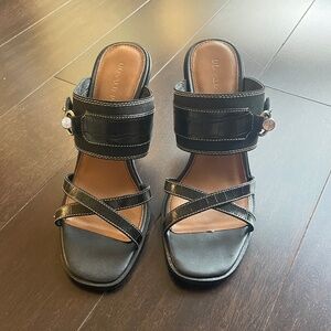 New never worn Donald Pilner Black Heeled Sandles